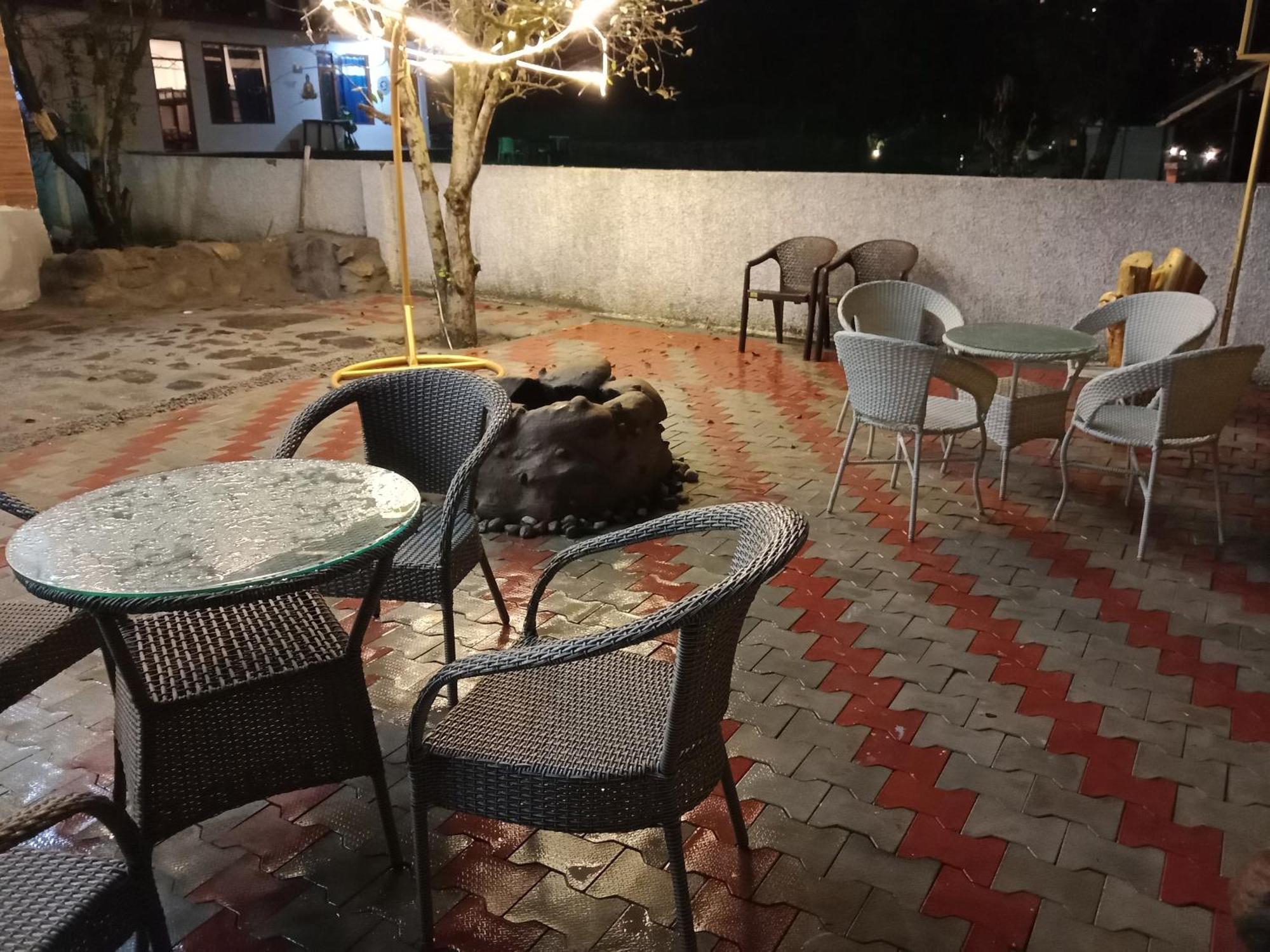 Resort Apple Flower By Manali Mall Road エクステリア 写真